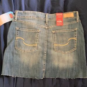 Levi’s High rise denim skirt